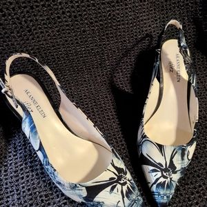 Anne Klein iflex Size 8